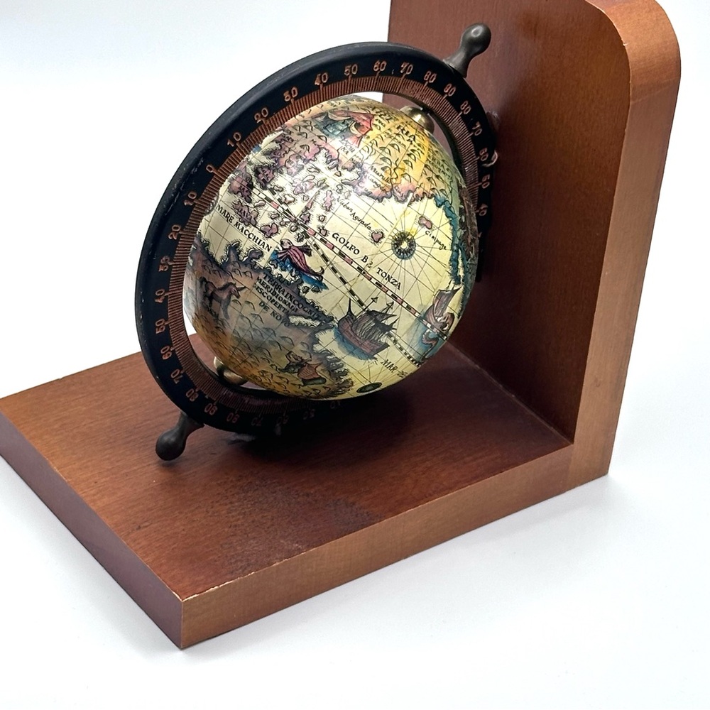 Pair of vintage globe bookends - Picture 8 of 9